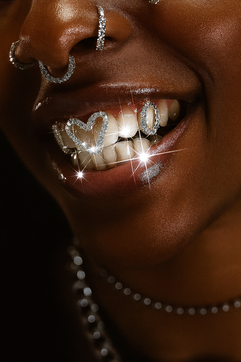 Diamond Heart & Oval Open-Face Grillz(SET)