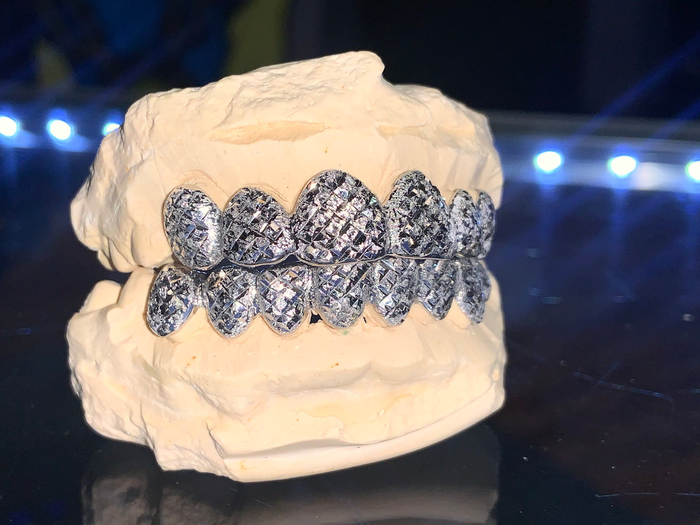 DIAMOND DUST (PER TOOTH)