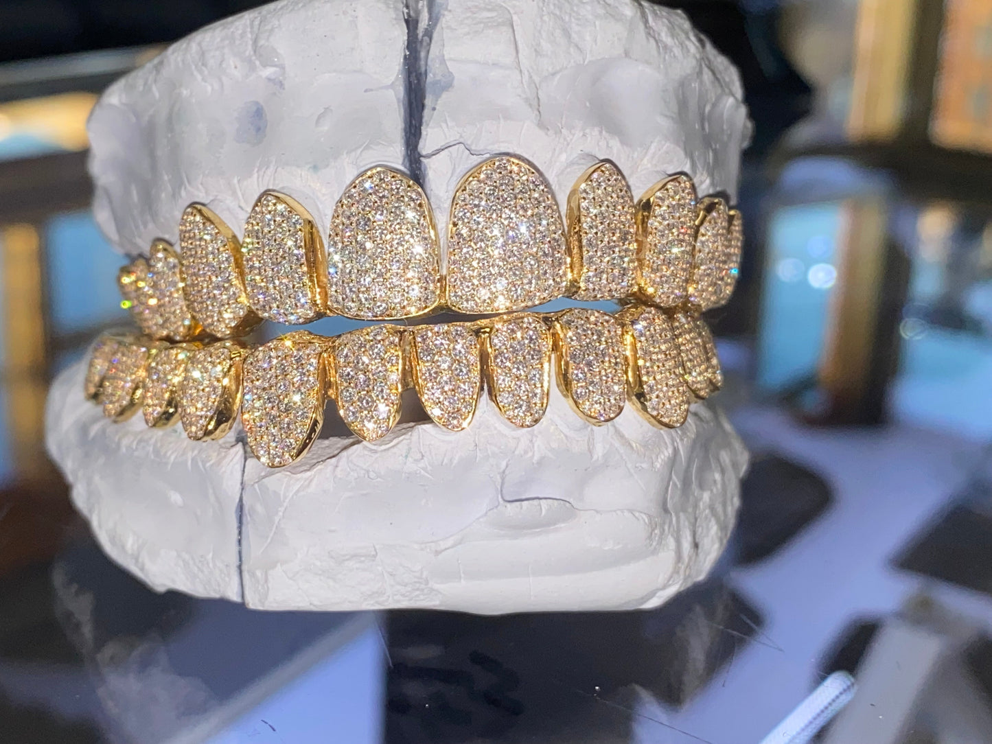 VVS Diamond Flush- HoneyComb Setting (Sold Per Tooth)